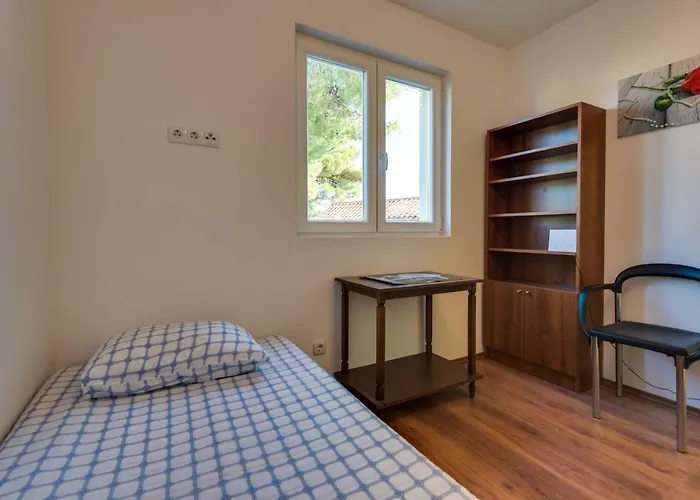 Apartamento Jadrija 6 *